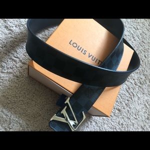 MENS Authentic LV BELT